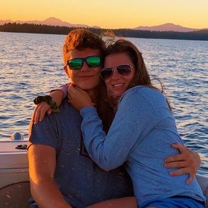 Meet your Posher, Mackenzie